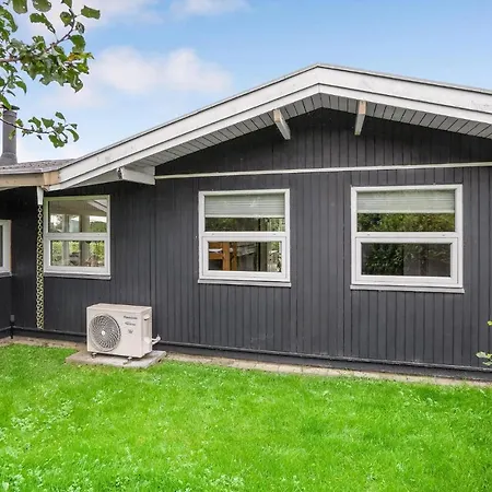 Holiday home Brombaervaenget Ix Hejls